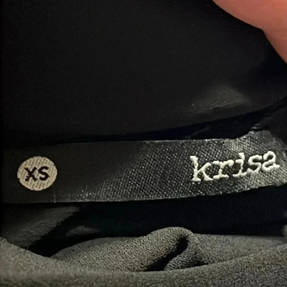 Revolve Krista women’s blouse black long sleeve high collar button in back event - Picture 9 of 11